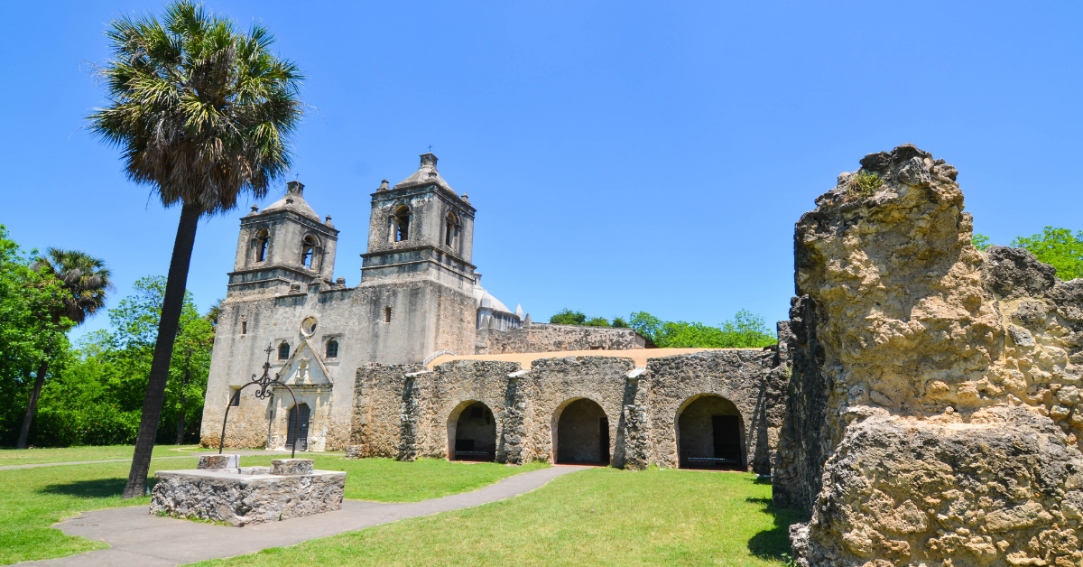 48 hours in san antonio - missions- It_s Bree and Ben