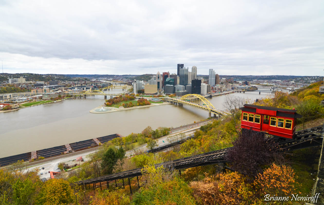 A view of the Pittsburgh skyline from the Duquesne Incline
