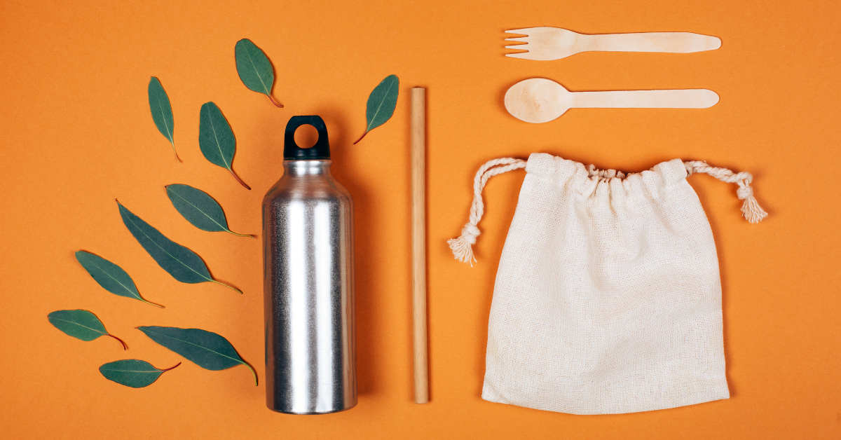 zero-waste eco-friendly road trip - top 10 things to have in your car - It_s Bree and Ben